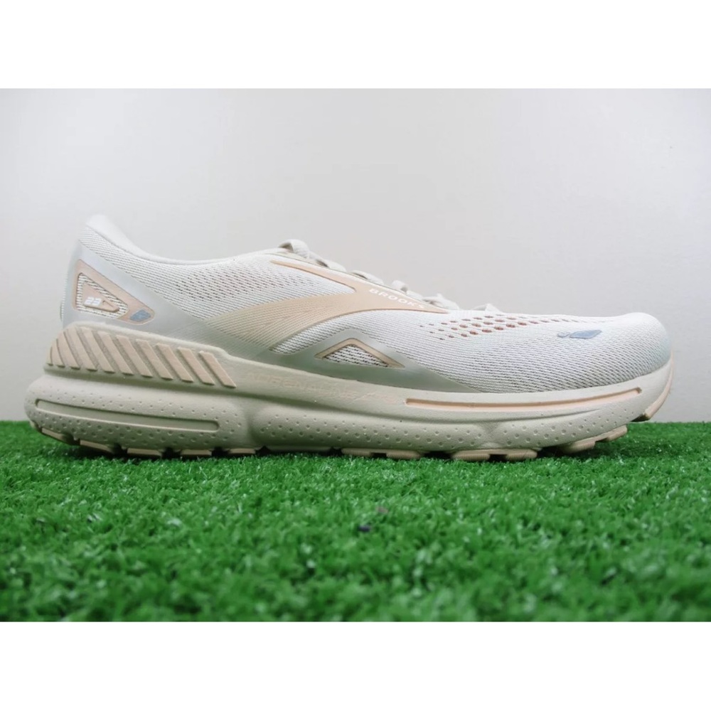 Brooks Adrenaline GTS 23 Womens 9 Shoes Crystal Grey Villa White Support Trainer